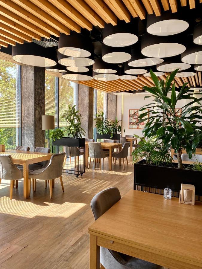 Navigator Hotel I Konferencje Zbaszyn Ngoại thất bức ảnh