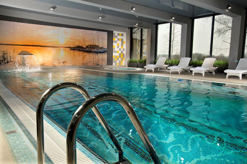 Navigator Hotel I Konferencje Zbaszyn Ngoại thất bức ảnh