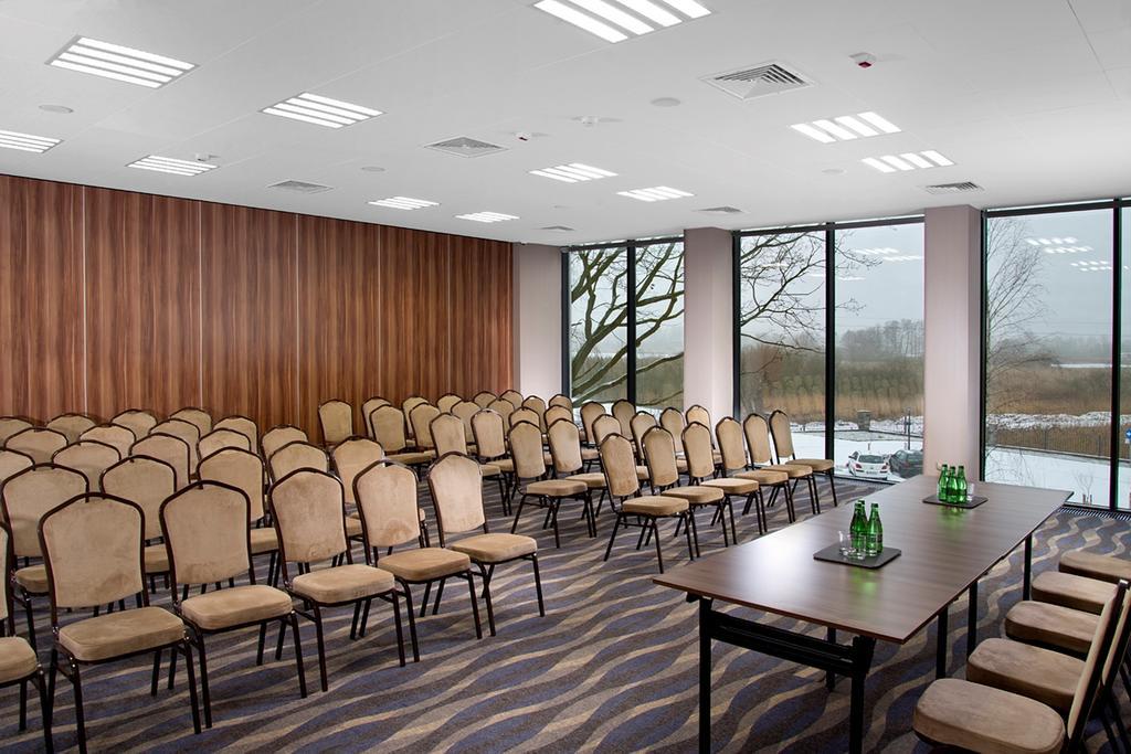 Navigator Hotel I Konferencje Zbaszyn Ngoại thất bức ảnh
